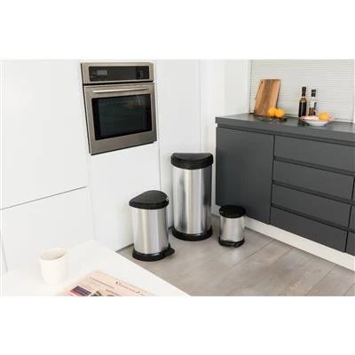 Curver Decobin Pedaalemmer Ovaal 20L Zilver 7 Curver Decobin Pedaalemmer Ovaal 20L Zilver - Afbeelding 5