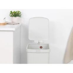 Brabantia StepUp Pedaalemmer 40 Liter Light Grey -Keukengerei Winkel 102 0009 4 1
