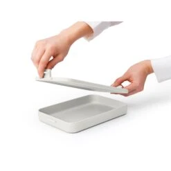 Brabantia Make & Take Lunchbox Plat Lichtgrijs -Keukengerei Winkel 102 2841 3 1