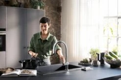 Hansgrohe Aqittura M91 - Keukenmengkraan Met Uittrekbare Uitloop, SodaSystem, SBox, Chroom 76836000 -Keukengerei Winkel 51a7069dda8d5f91674cb08d