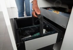 Blanco Select - Inbouw Afvalemmer, Met Scheidingswand, Inhoud 49 L 526208 -Keukengerei Winkel 8a2089e543a8bb52e98af541